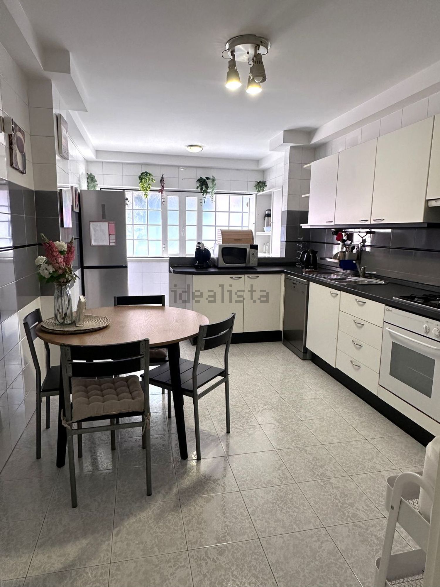 出租公寓 t2Calçada do Poço, 2 - 厨房