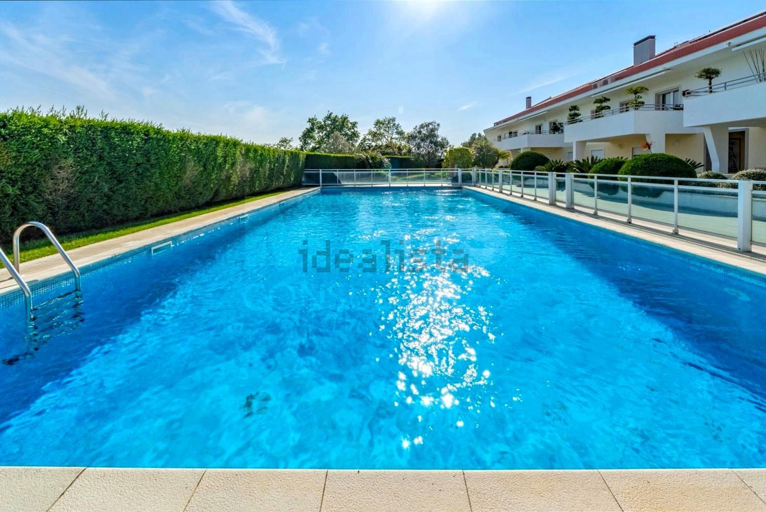 公寓 t4出售在Rua Alexandre Herculano - 游泳池