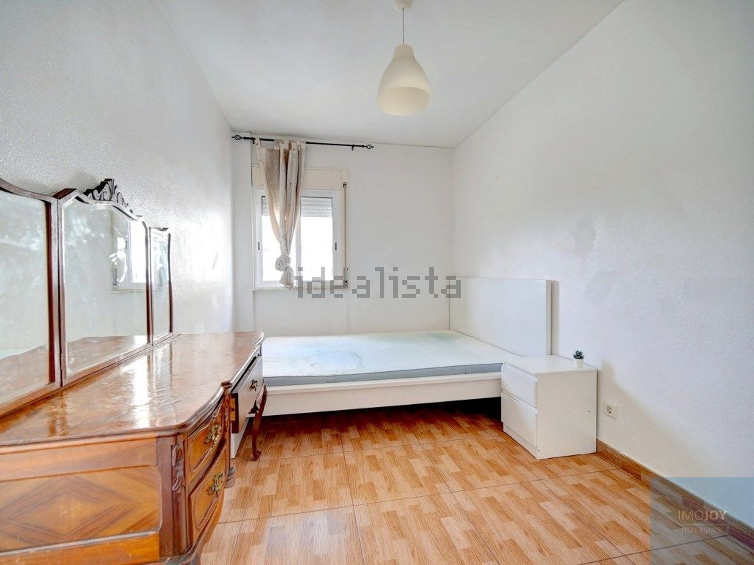 公寓 t3出售在Rua Adães Bermudes, 250 - 卧室