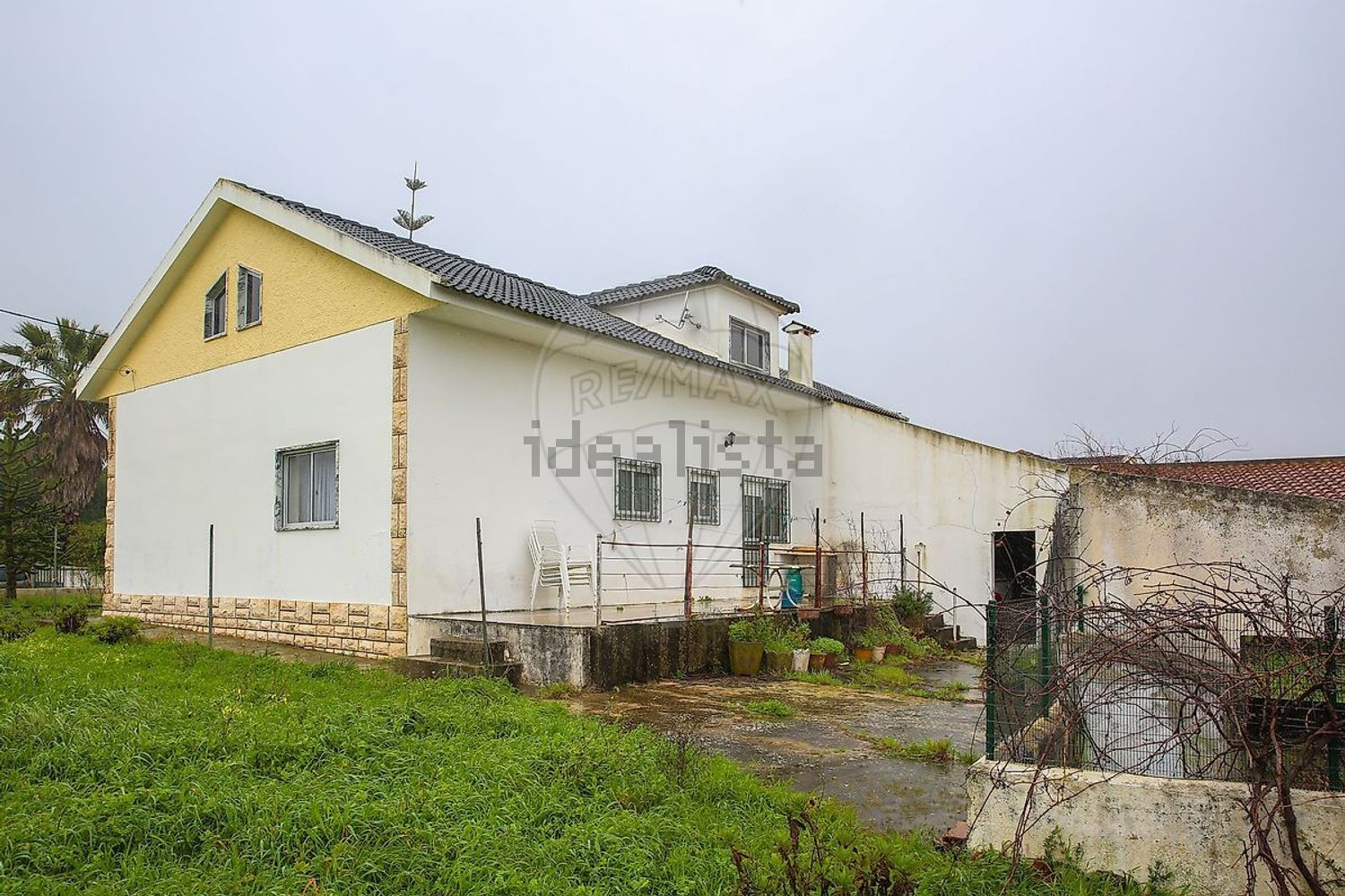 小楼房或独栋别墅出售Azinhaga Areosa - 外立面