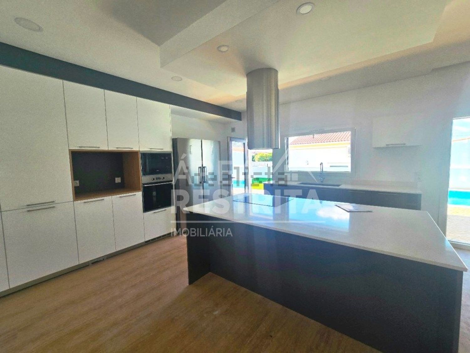 小楼房或独栋别墅出售在Rua dos Vitoriosos - 厨房