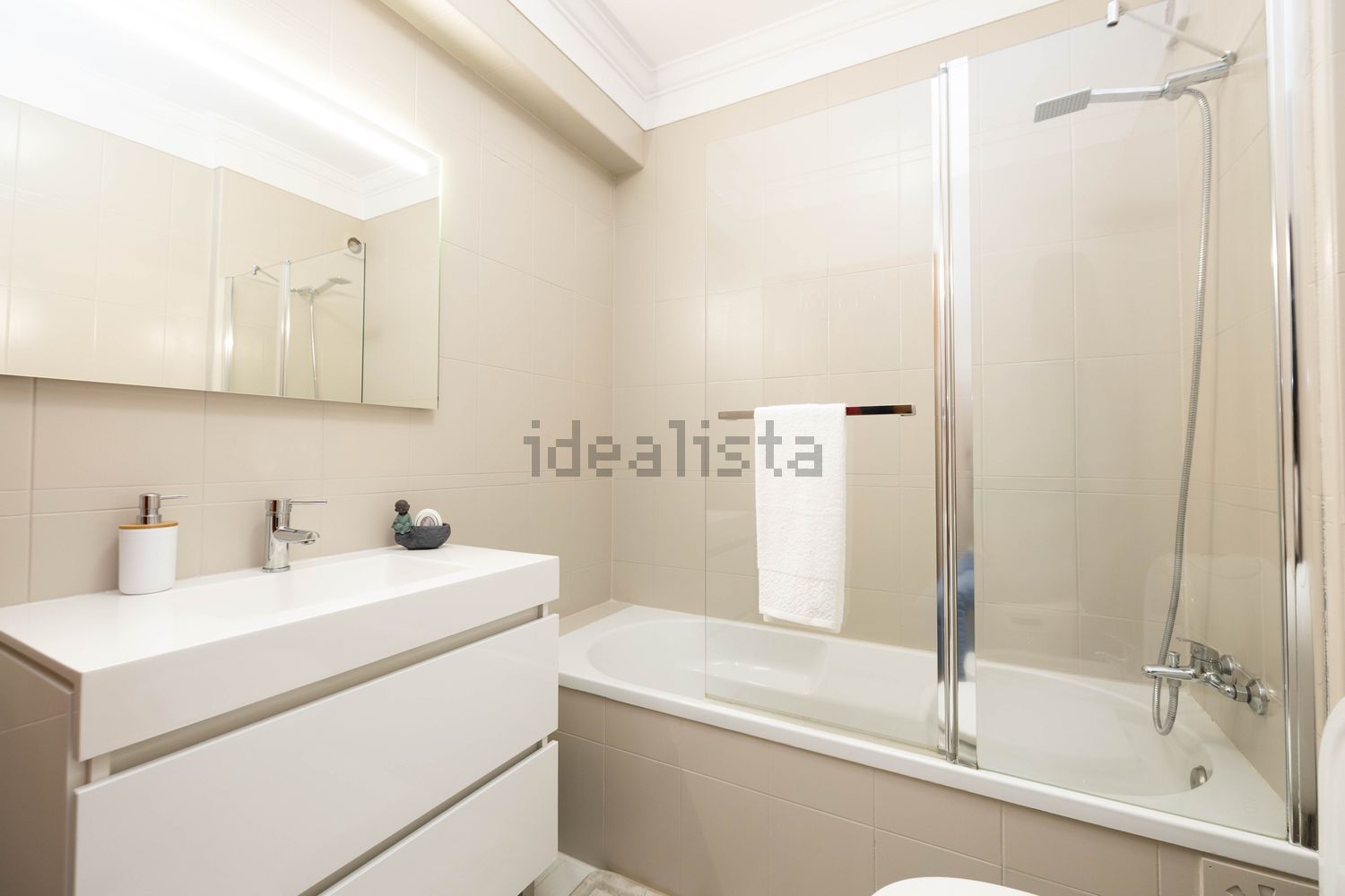 公寓 t2出售在Rua São Cristóvão, 272 - 卫生间