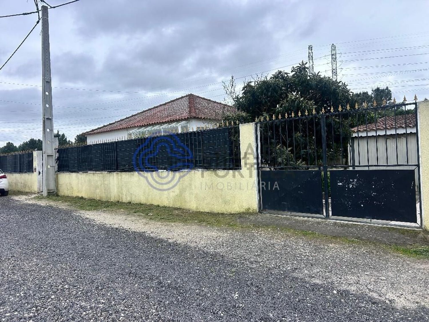 小楼房或别墅出售在Rua Primavera - 外立面