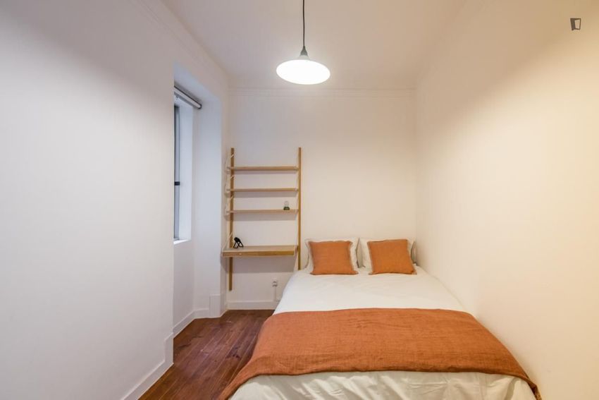 出租房间在Rua Luciano Cordeiro