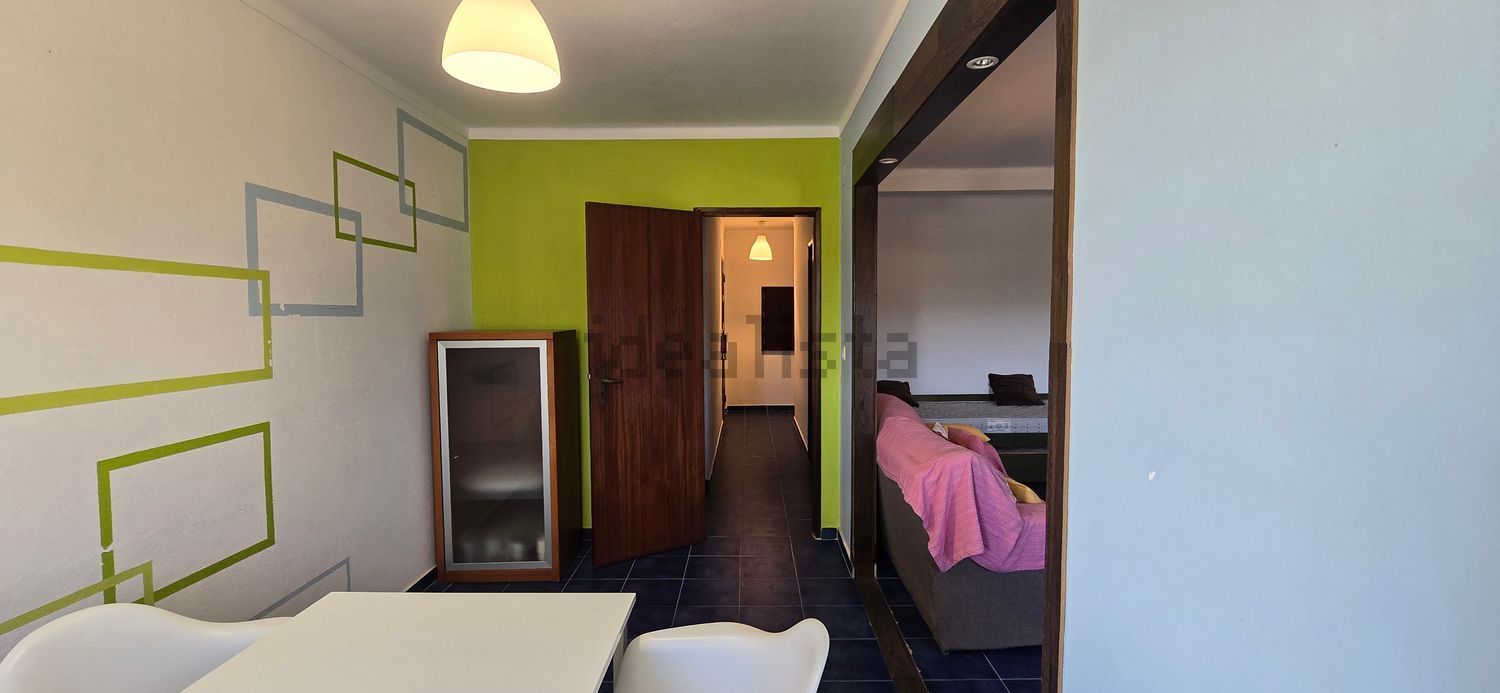 公寓 t2出售在Rua General Humberto Delgado, 6 - 客厅