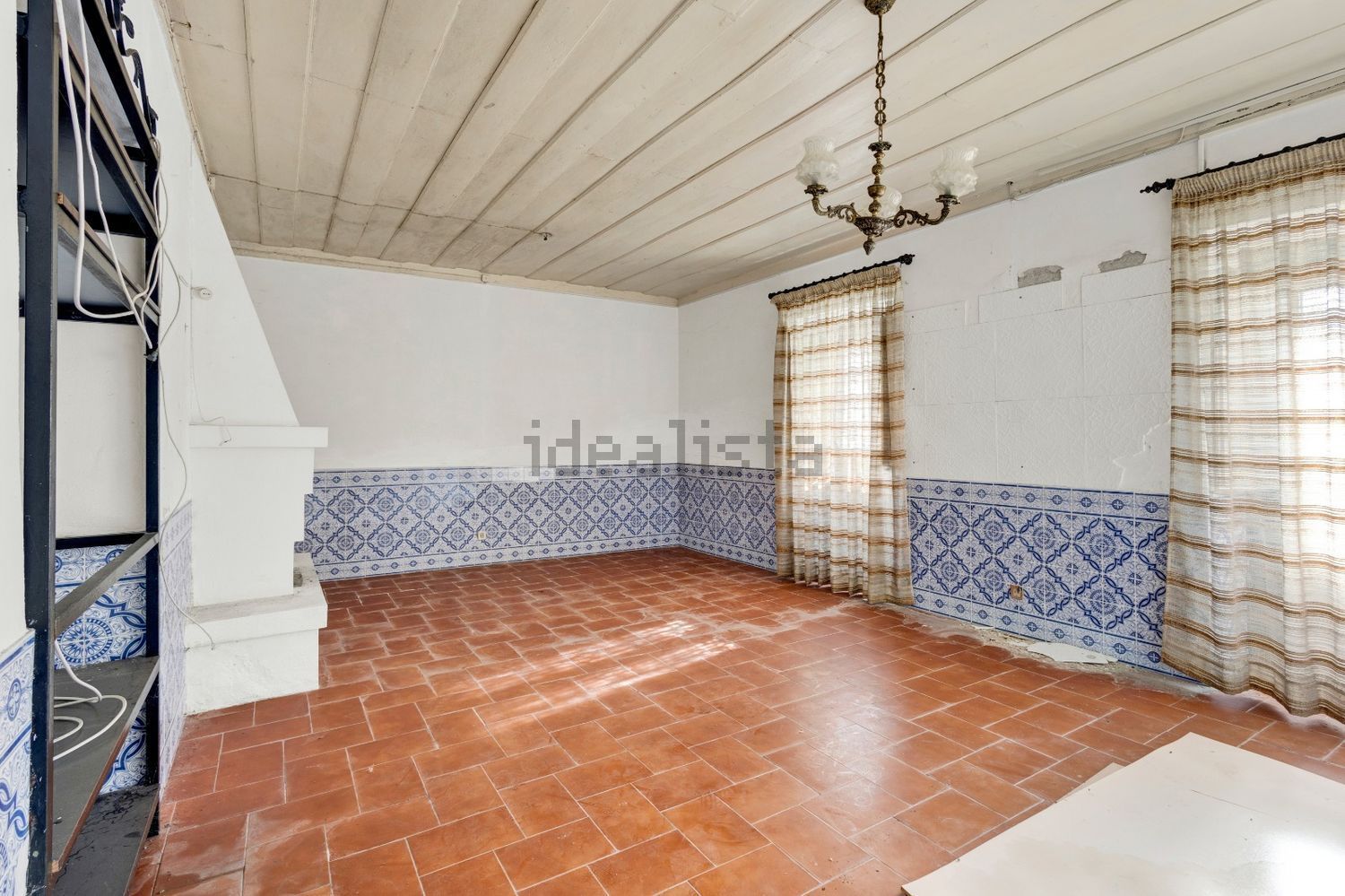 小楼房或独栋别墅出售在Rua Direita - 客厅