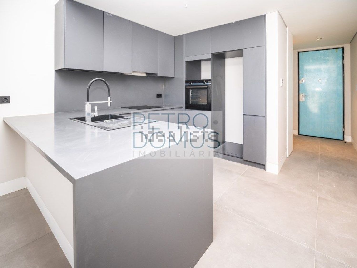 公寓 t2出售在Rua Padre Francisco António Ferreira - 厨房