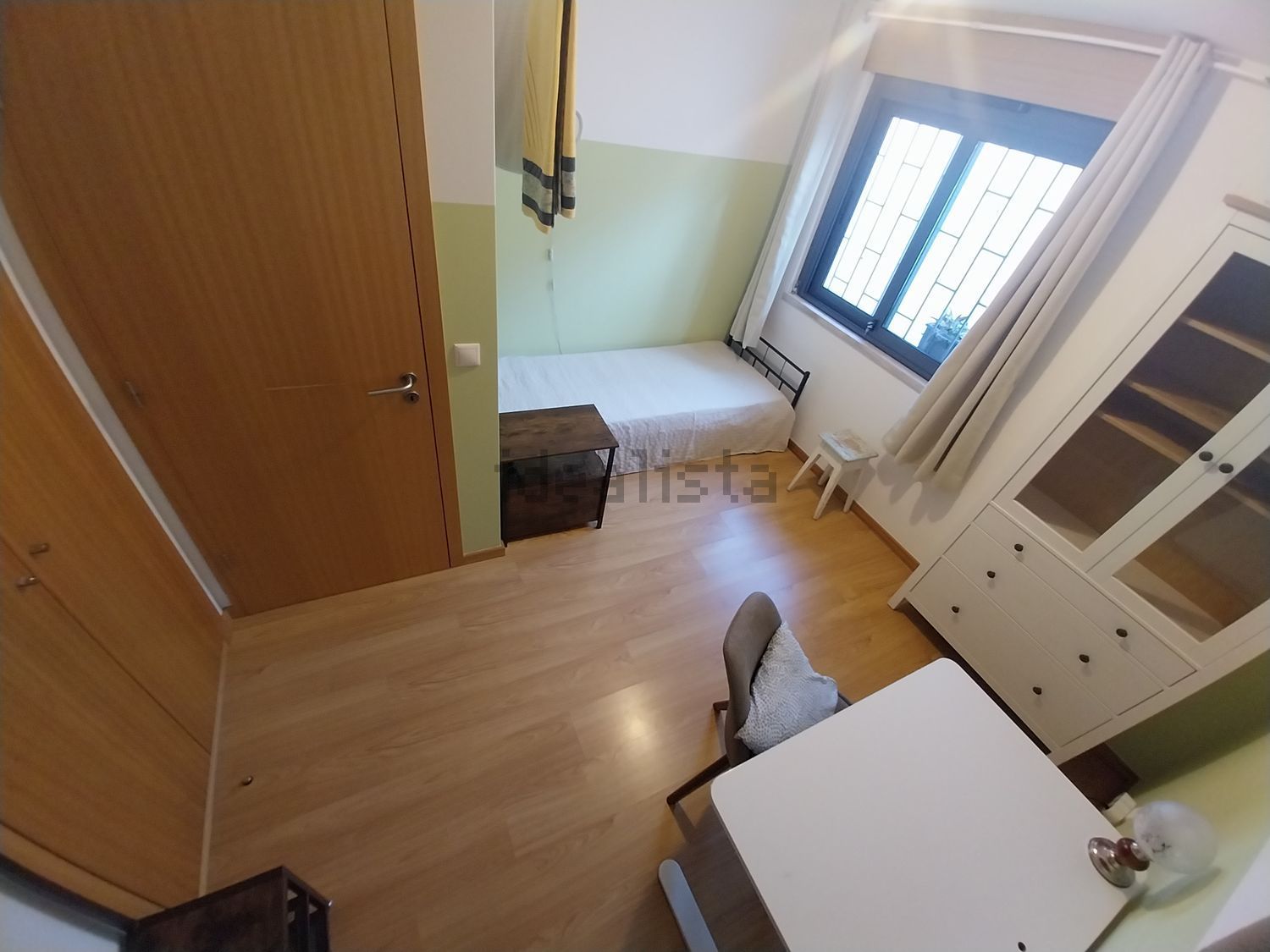 出租房间在Rua Engenheiro Cunha Leal, 19 - 卧室