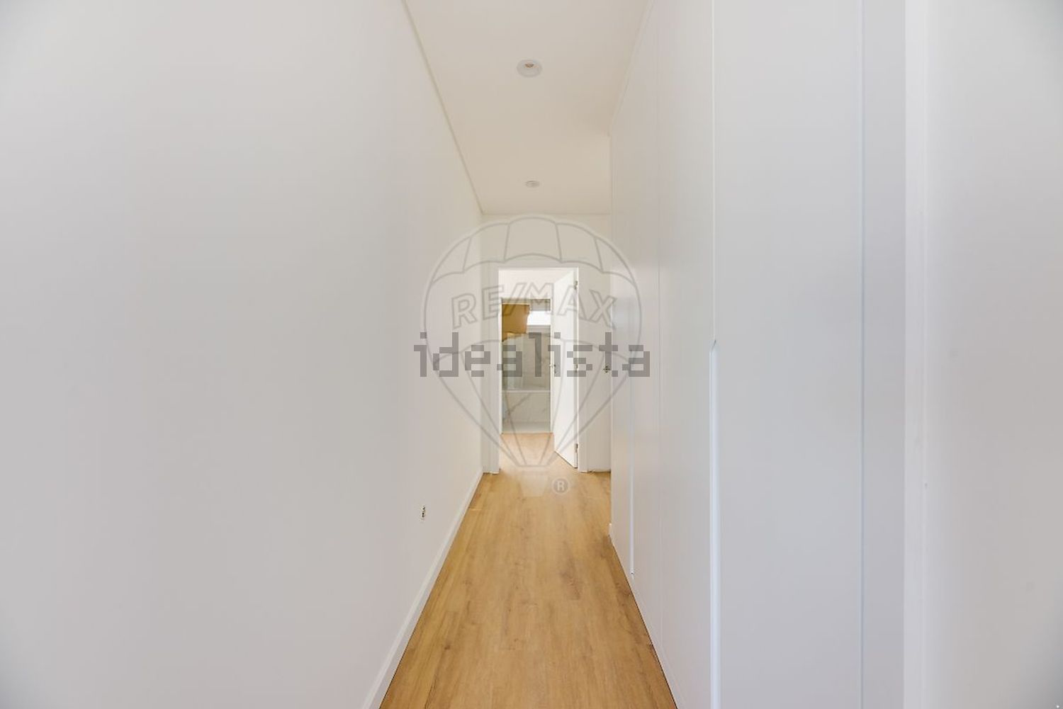 小楼房或独栋别墅出售在Rua da Cruzinha - 详情