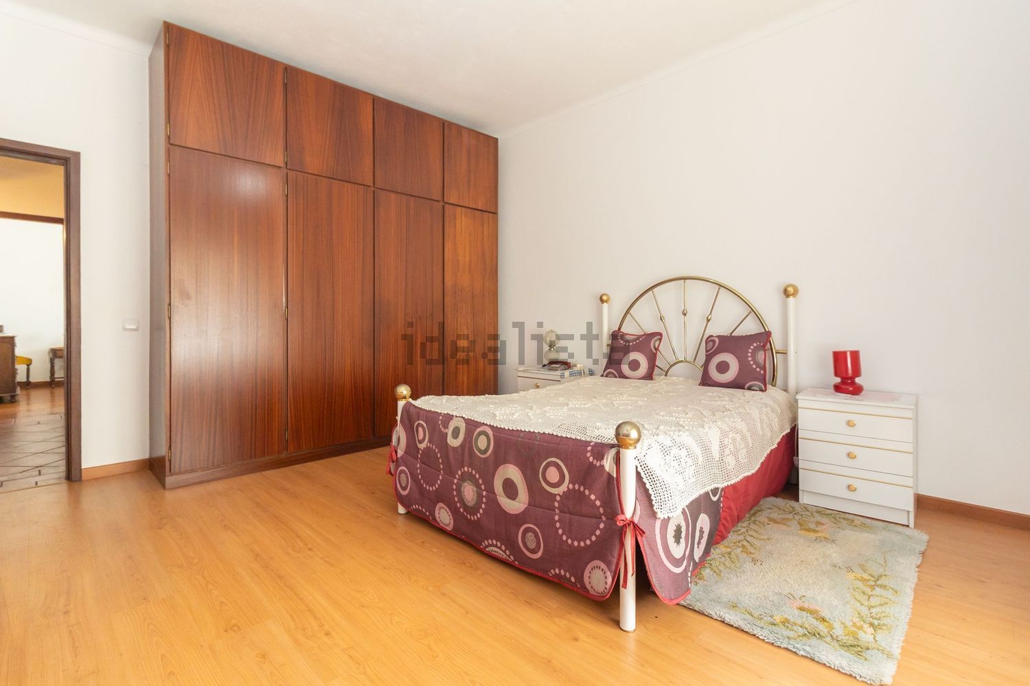 小楼房或独栋别墅出售在Avenida Padre Nabeto - 卧室