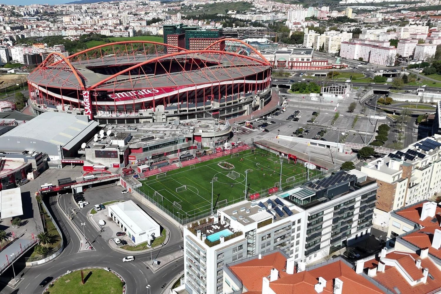 出租公寓 t1在Rua António Alçada Baptista, 10 - 照片