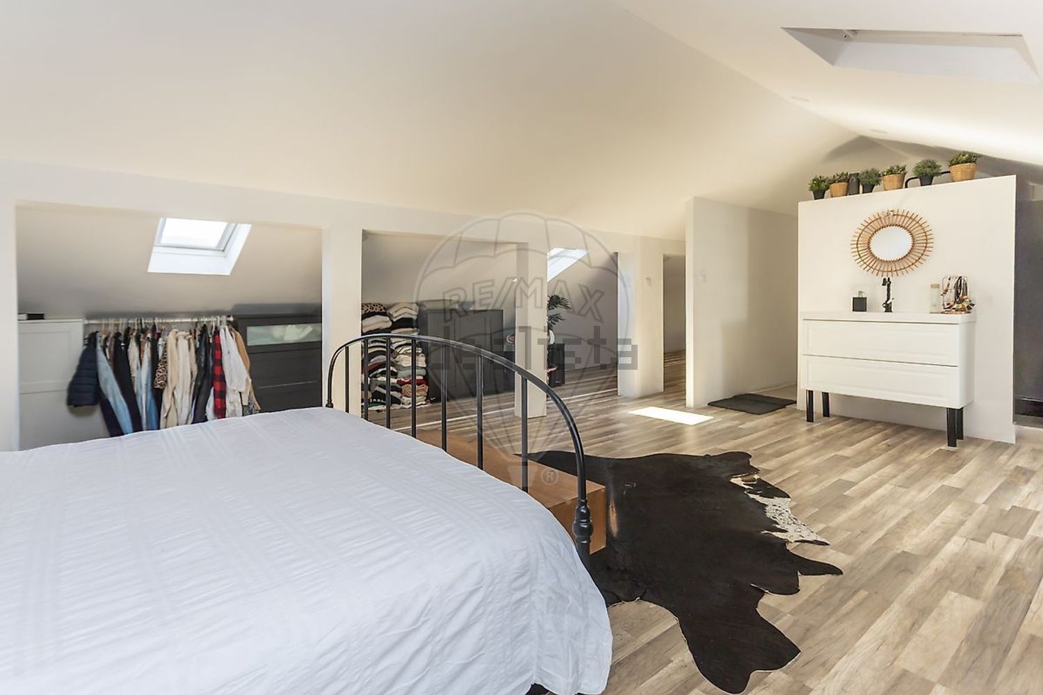 公寓 t3出售在Largo 1º de Maio - 卧室