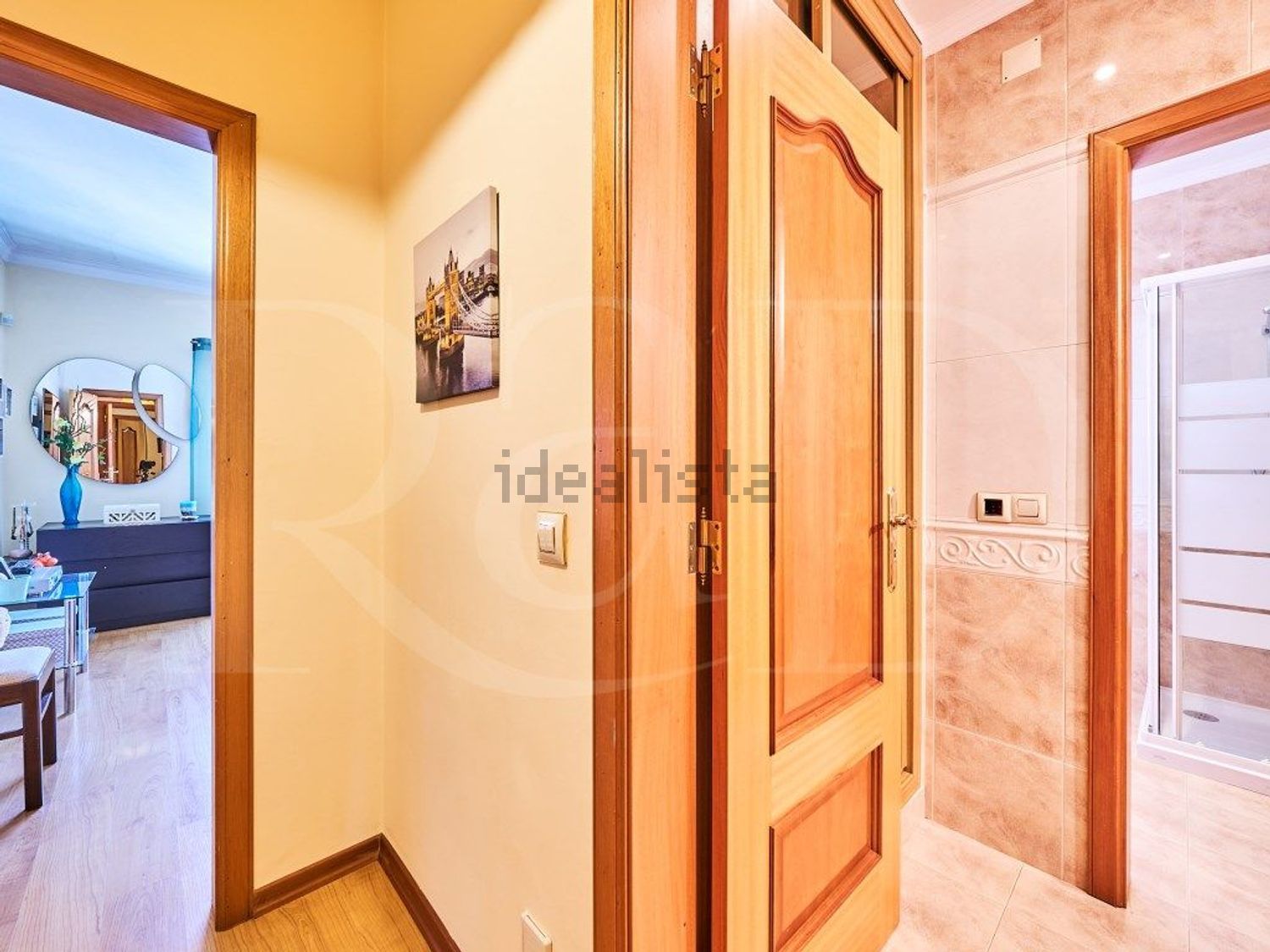 小楼房或独栋别墅出售在Rua Bartolomeu Perestelo, 189 - 过道