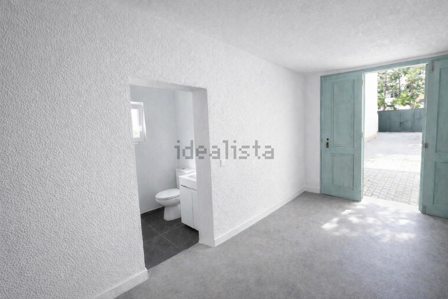 小楼房或独栋别墅出售在Estrada Nacional 10 - 停车位