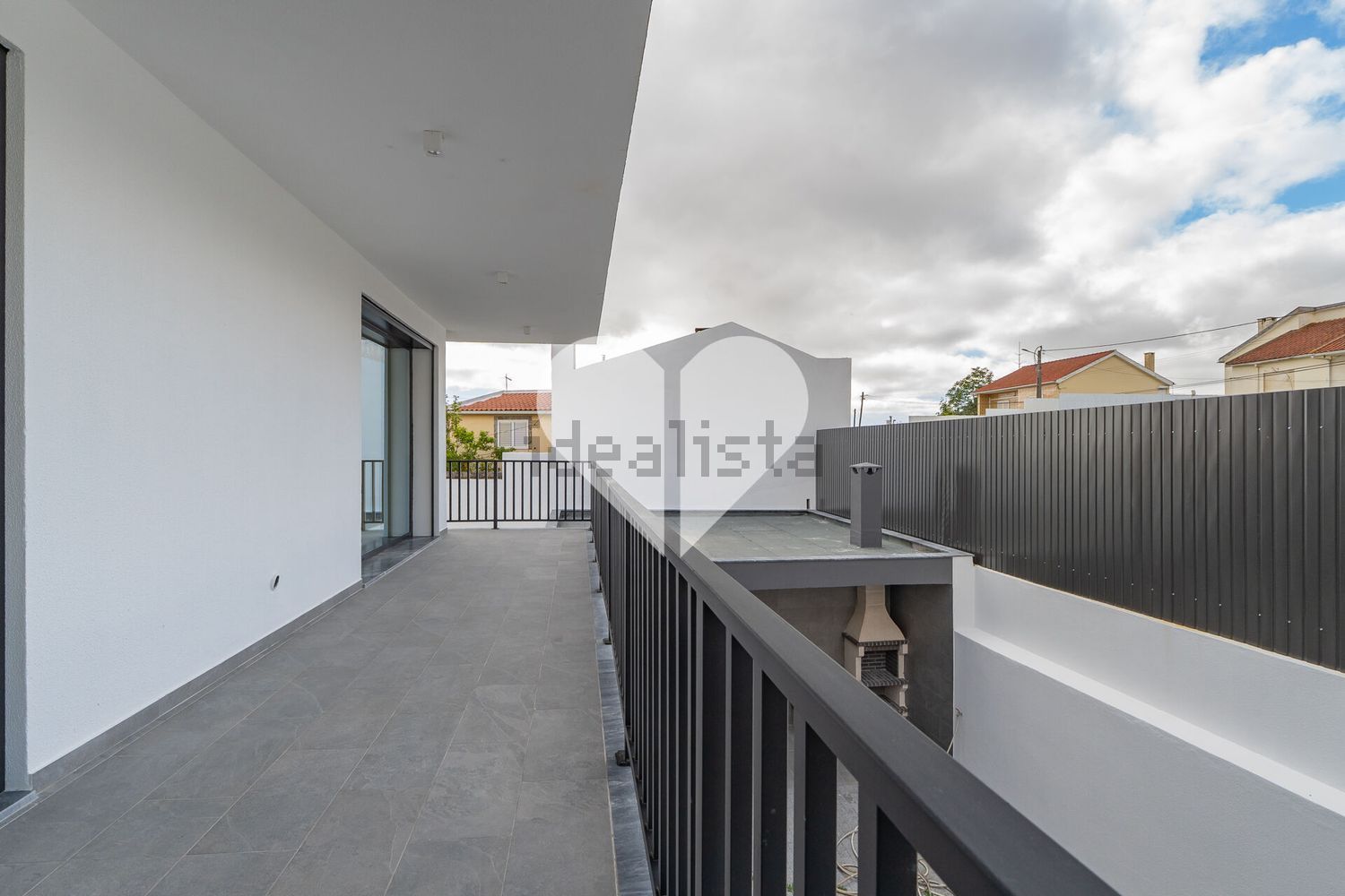 小楼房或独栋别墅出售在Santa Iria de Azoia - São João da Talha - Bobadela - 阳台