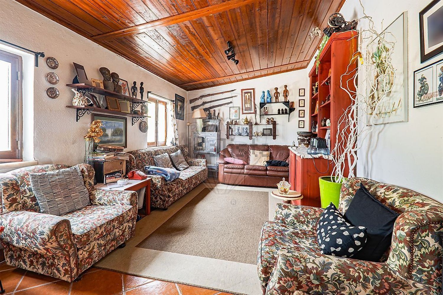 小楼房或独栋别墅出售在Estrada Sem Nome - 客厅