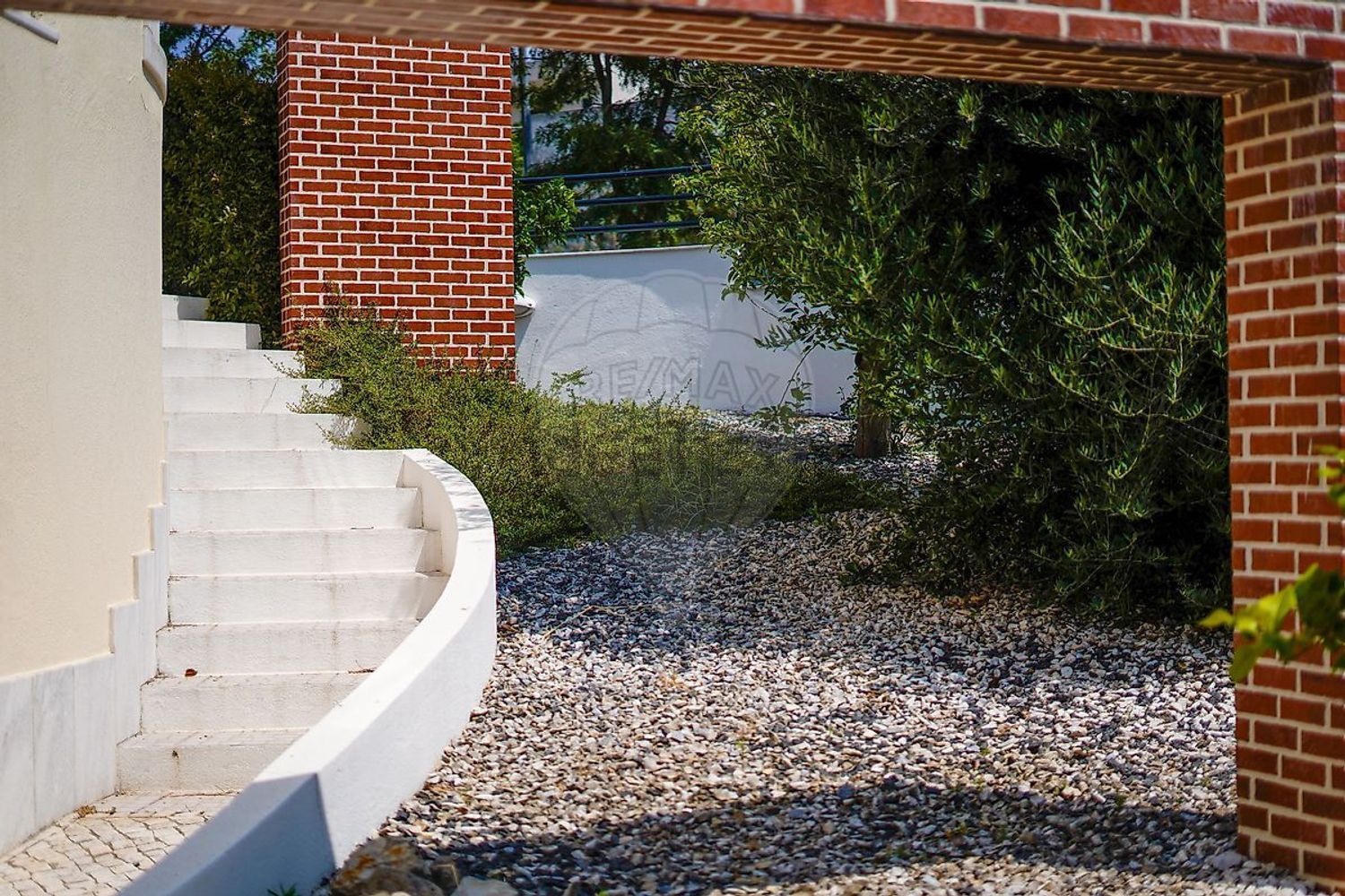 小楼房或独栋别墅出售在Rua Adriano Correia de Oliveira - 游泳池