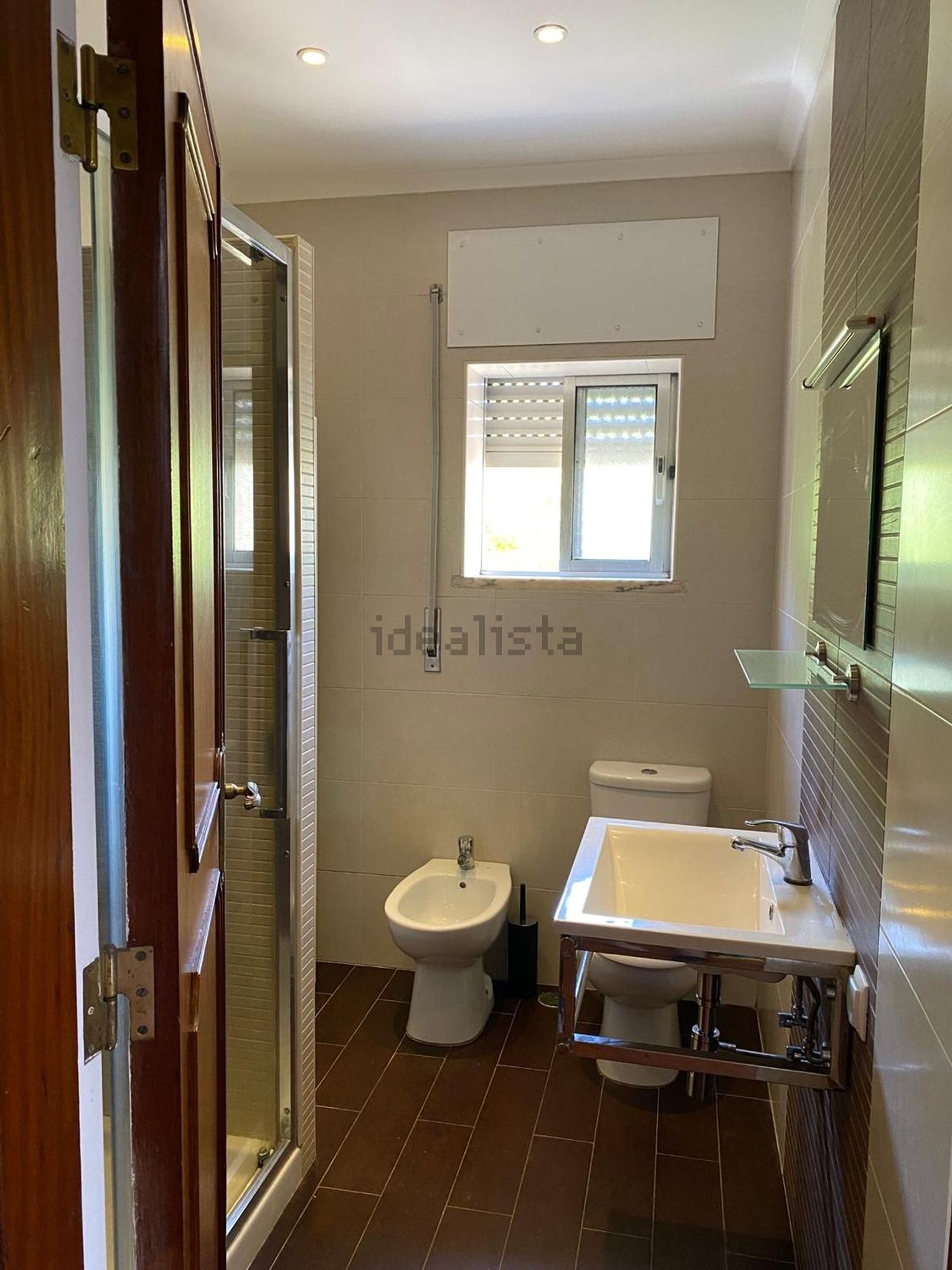 出租公寓 t2在Avenida Fernando Namora, 72 - 卫生间