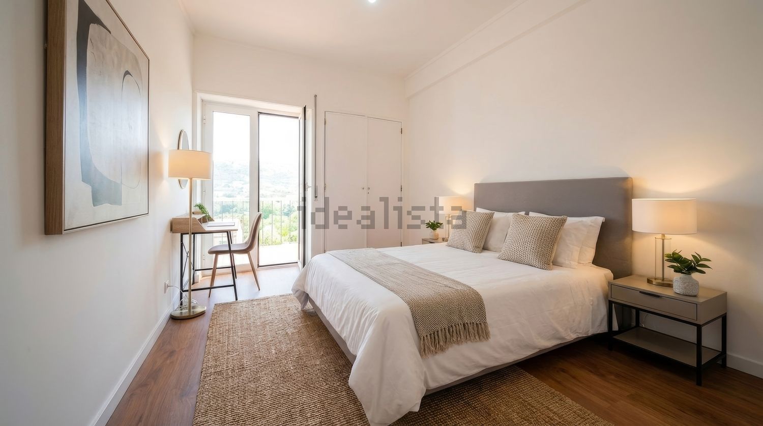 公寓 t3出售在Santo António dos Cavaleiros e Frielas - 卧室