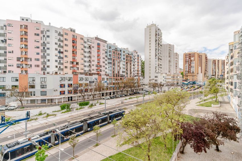 出租公寓 t2在Rua Ramiro Ferrão