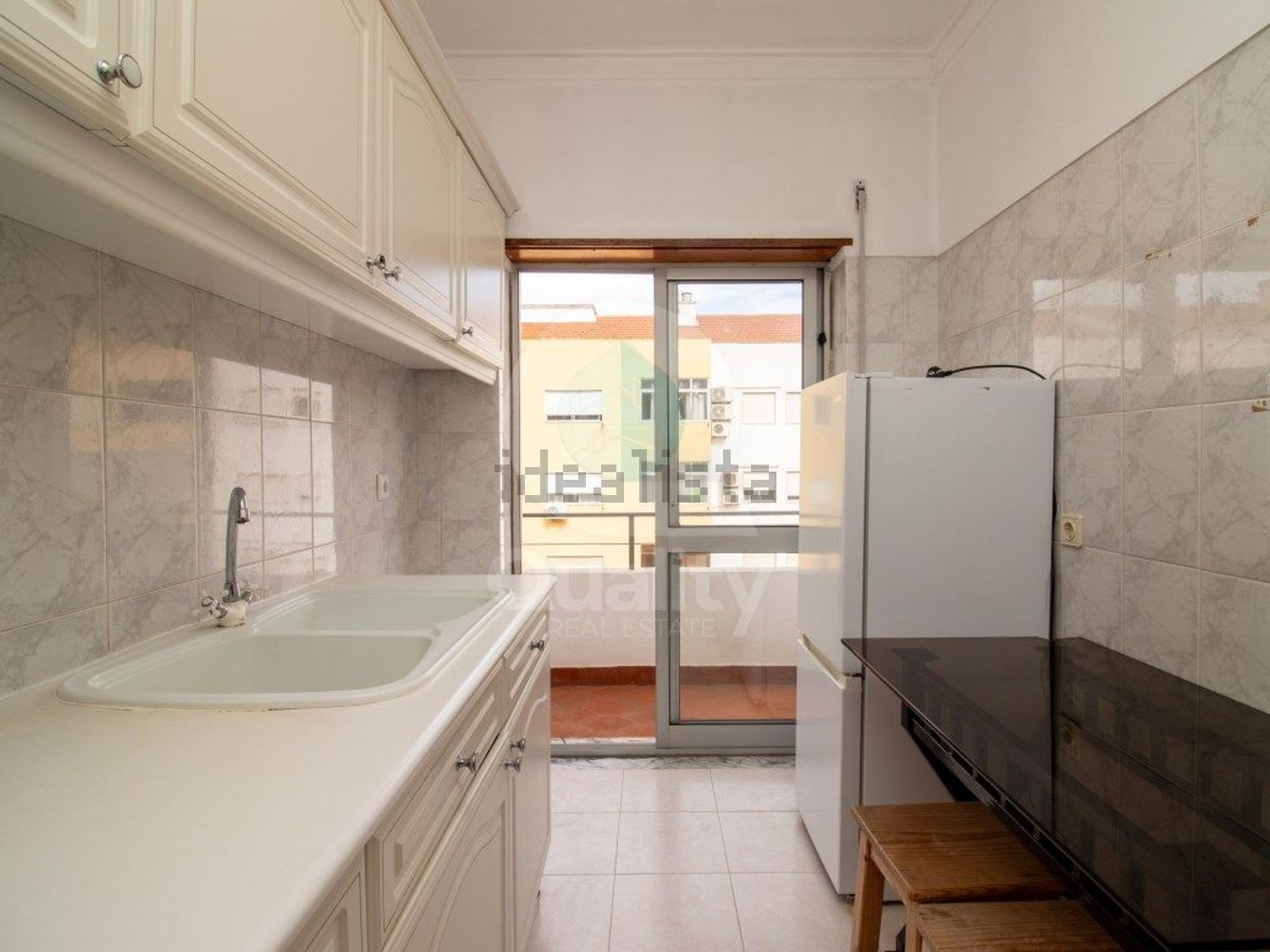 公寓 t1出售在Rua Francisco Miguel - 卫生间