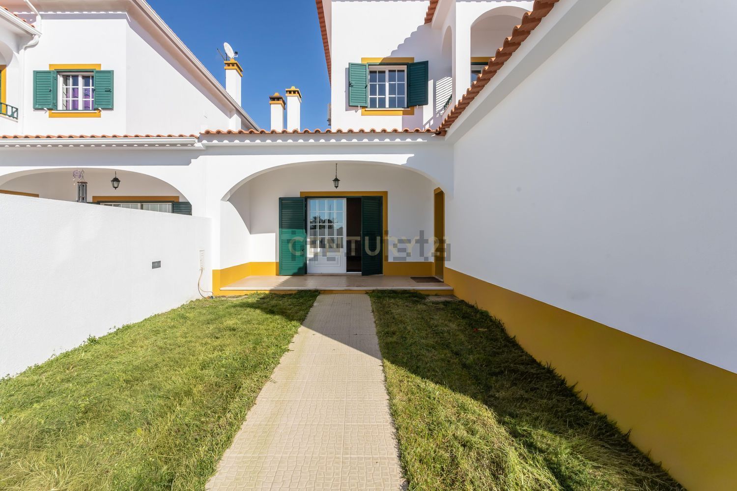 双拼别墅出售在Rua Fonte do Nico - 外立面