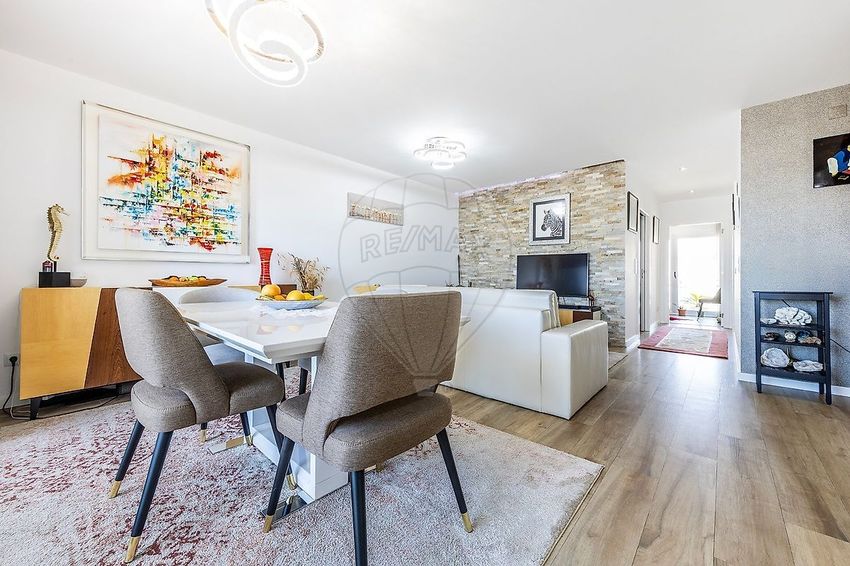 公寓 t2出售在Rua Professor Leite da Cunha