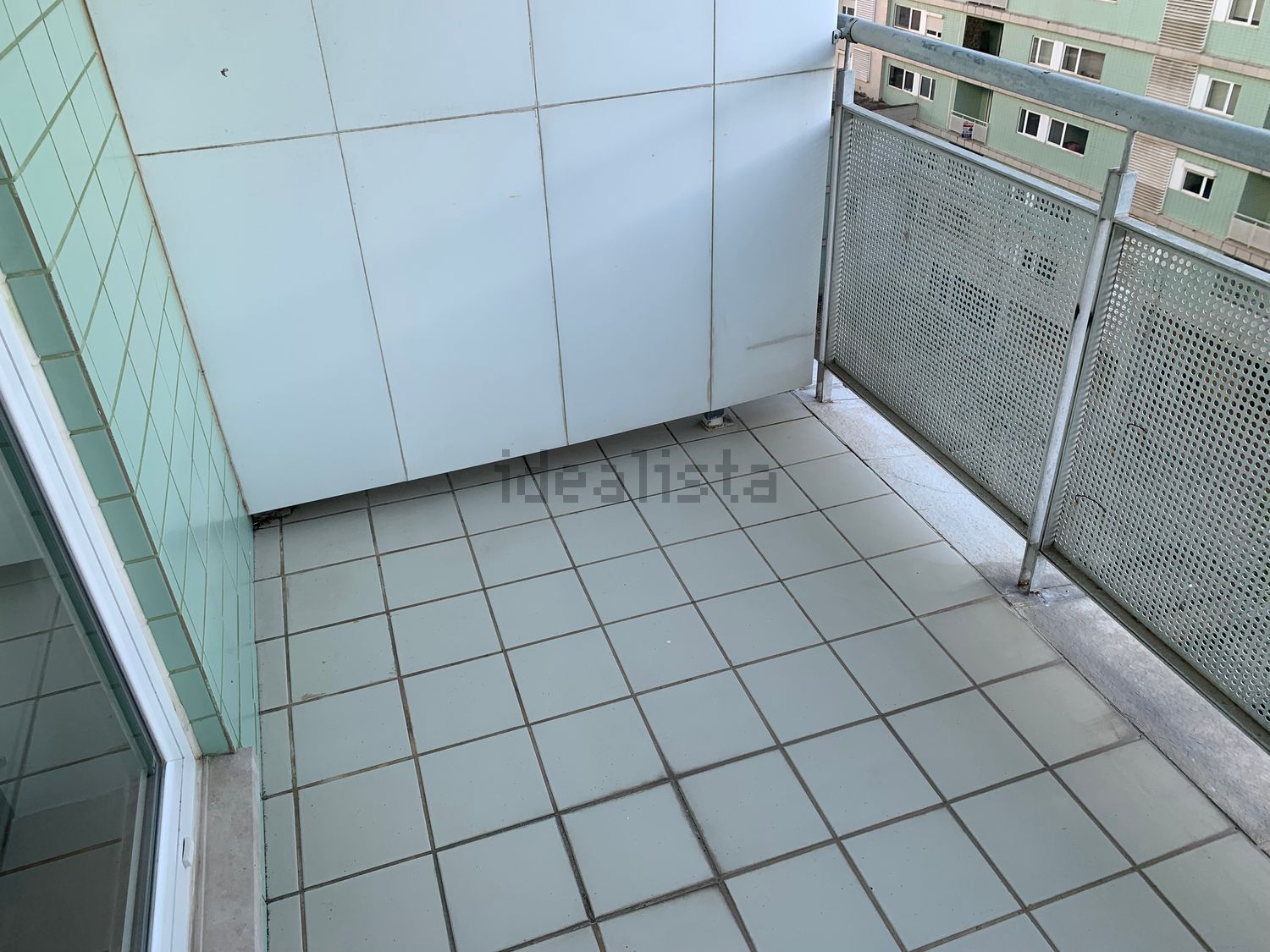 出租公寓 t3在Rua Maria de Lourdes Pintassilgo - 露台