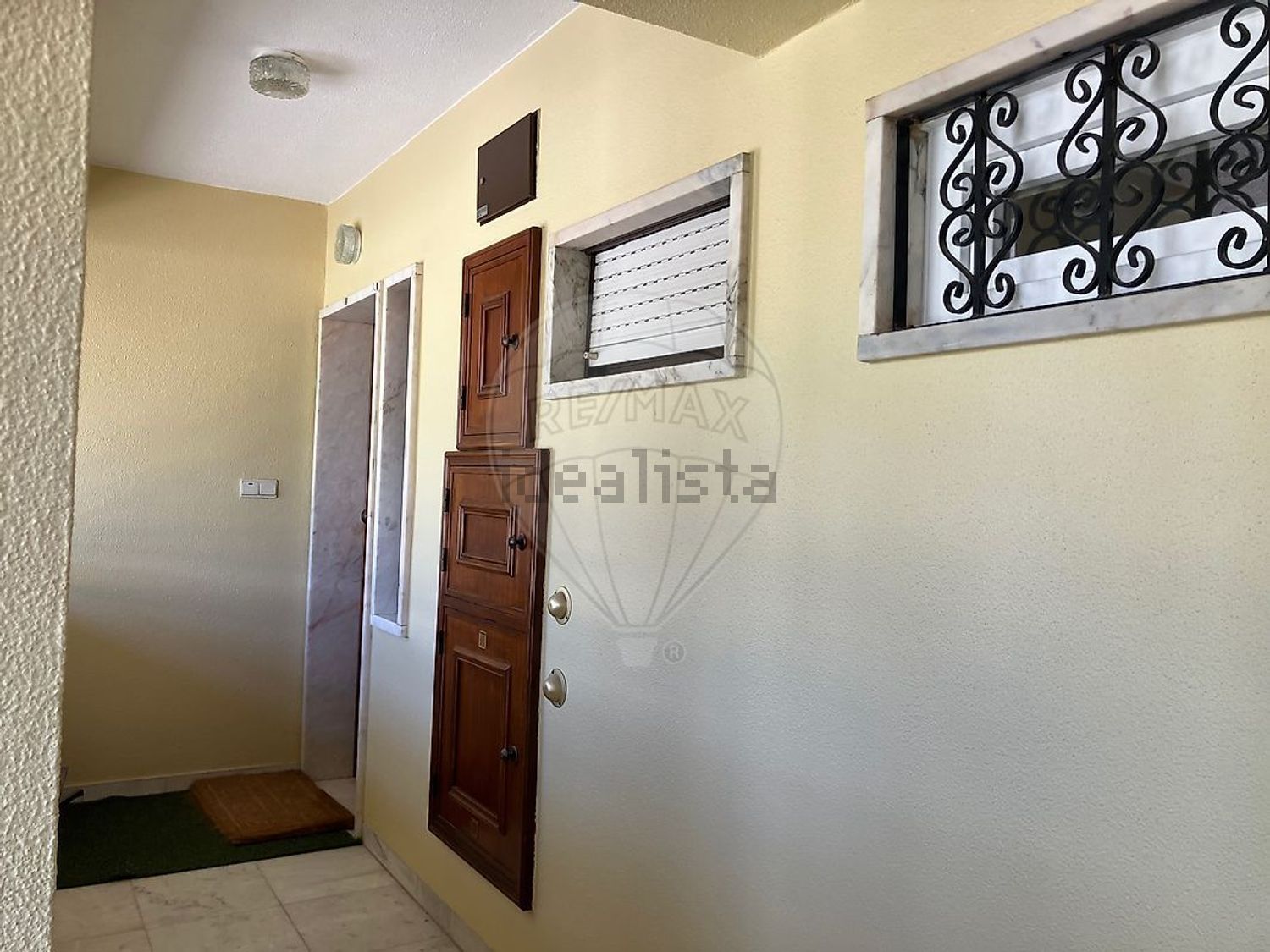 公寓 t3出售在Rua Actor José Pinheiro Amaro - 过道