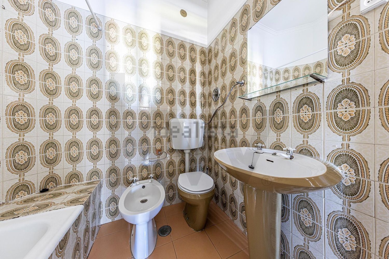 出租公寓 t1在Bairro dos Actores - Barão Sabrosa - 卫生间