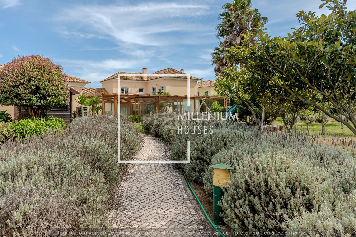 小楼房或独栋别墅出售在Rua do Moinho, 2 - 花园