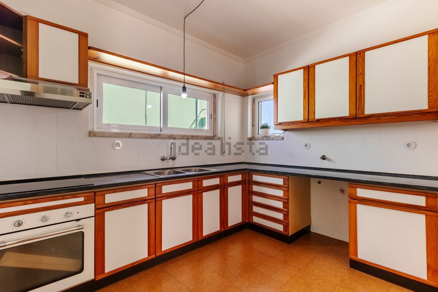 小楼房或独栋别墅出售在Rua Marechal Carmona - 厨房