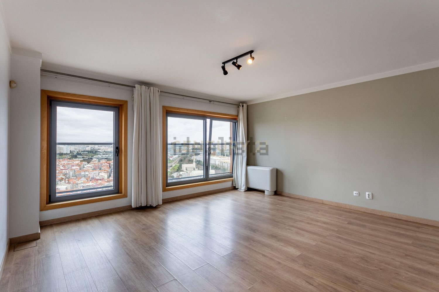 T0（单人公寓）出售在Expo Central - 居住