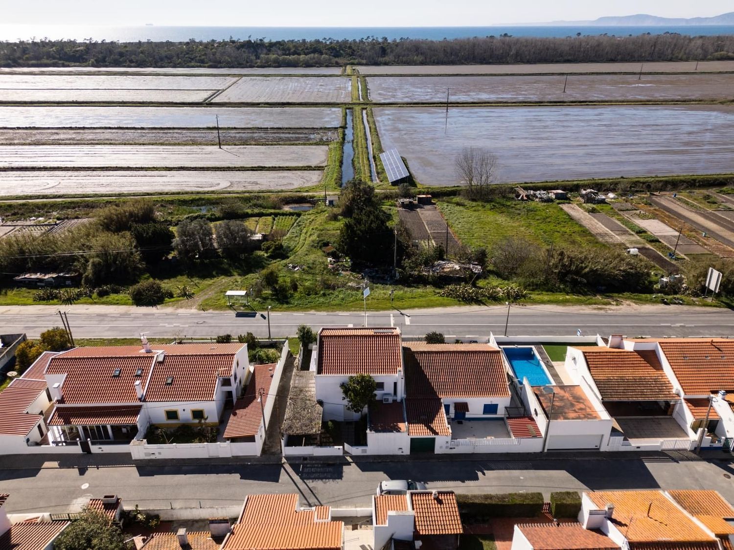 小楼房或独栋别墅出售在Rua da Mondina - 游泳池