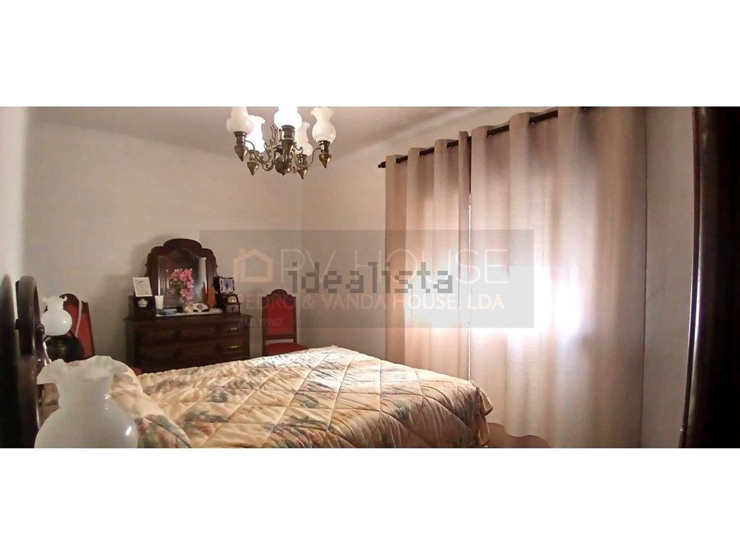 公寓 t2出售在Rua António Janeiro, 3 - 卧室