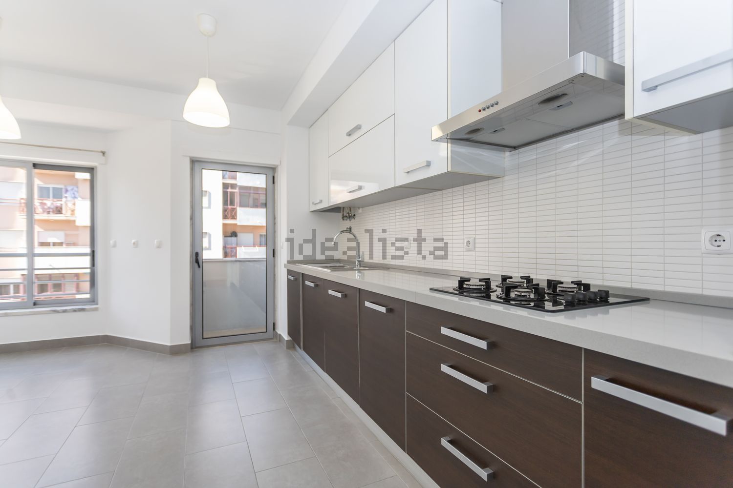 出租公寓 t2在Rua José Afonso, 4 - 厨房