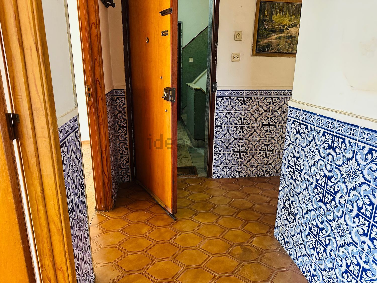 公寓 t2出售在Rua Adelina Abranches - 过道