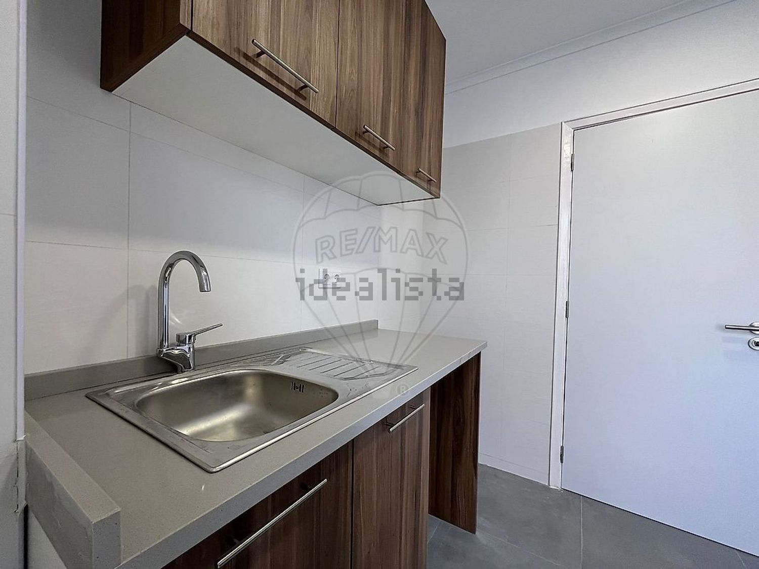 出租公寓 t2在Rua Jacinto Nunes - 厨房