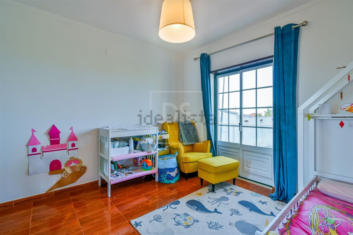 小楼房或独栋别墅出售在Praça Dom Lourenço Vicente, 18 - 卧室