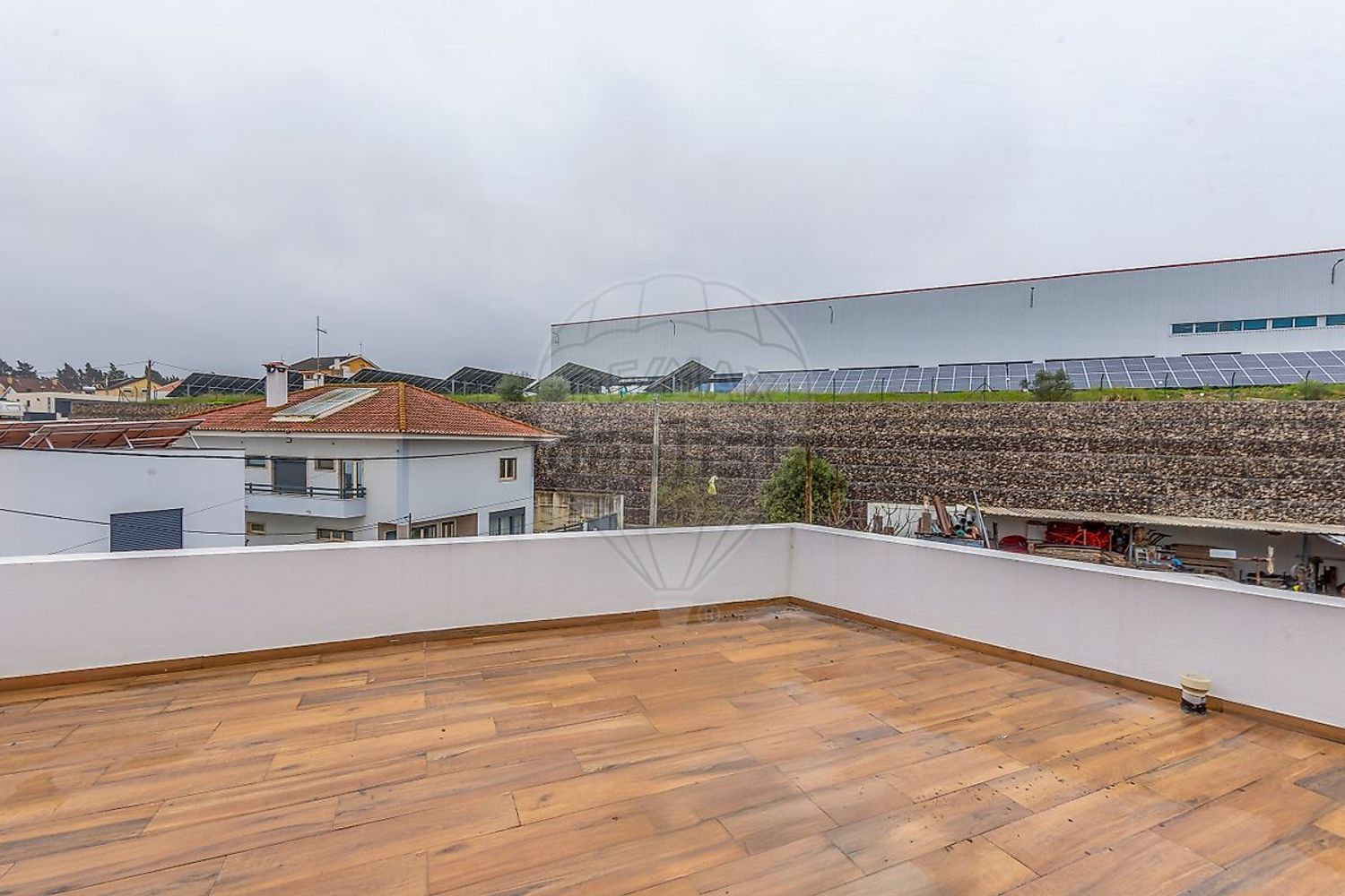 小楼房或独栋别墅出售在Rua da Ribeira - 阳台