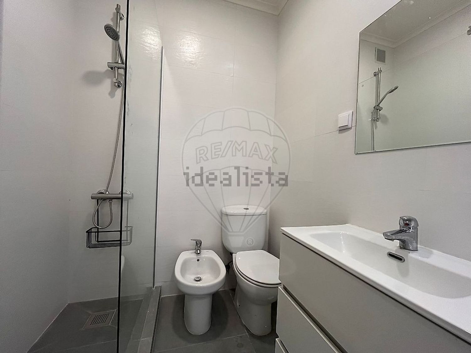 出租公寓 t2在Rua Jacinto Nunes - 卫生间