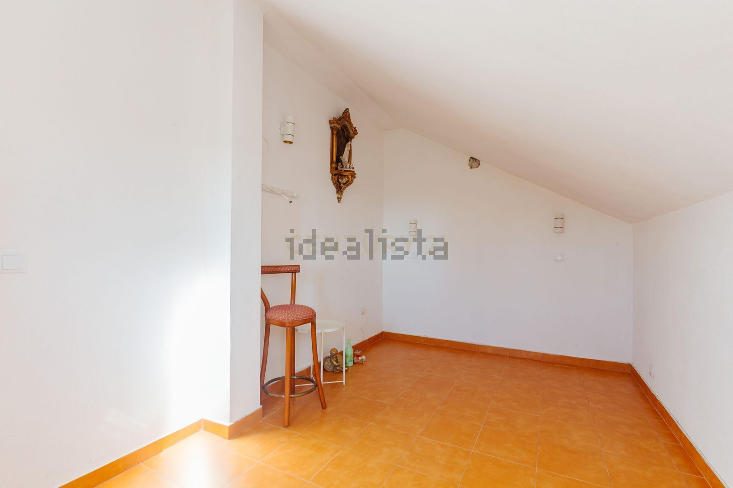 小楼房或独栋别墅出售在Santo Isidoro - 卧室