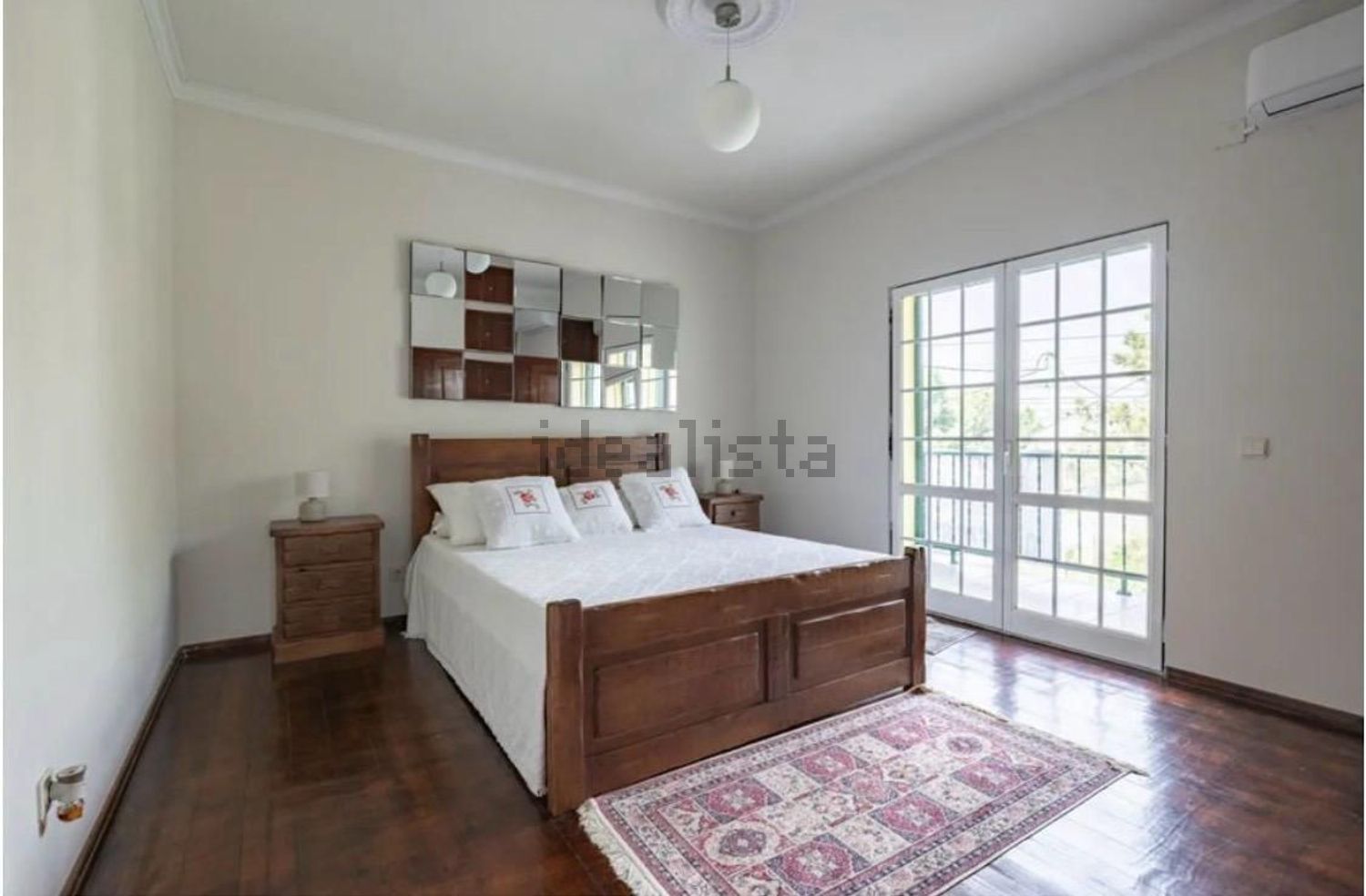 小楼房或独栋别墅出售在Lagoinha - Vale de Touros - 居住