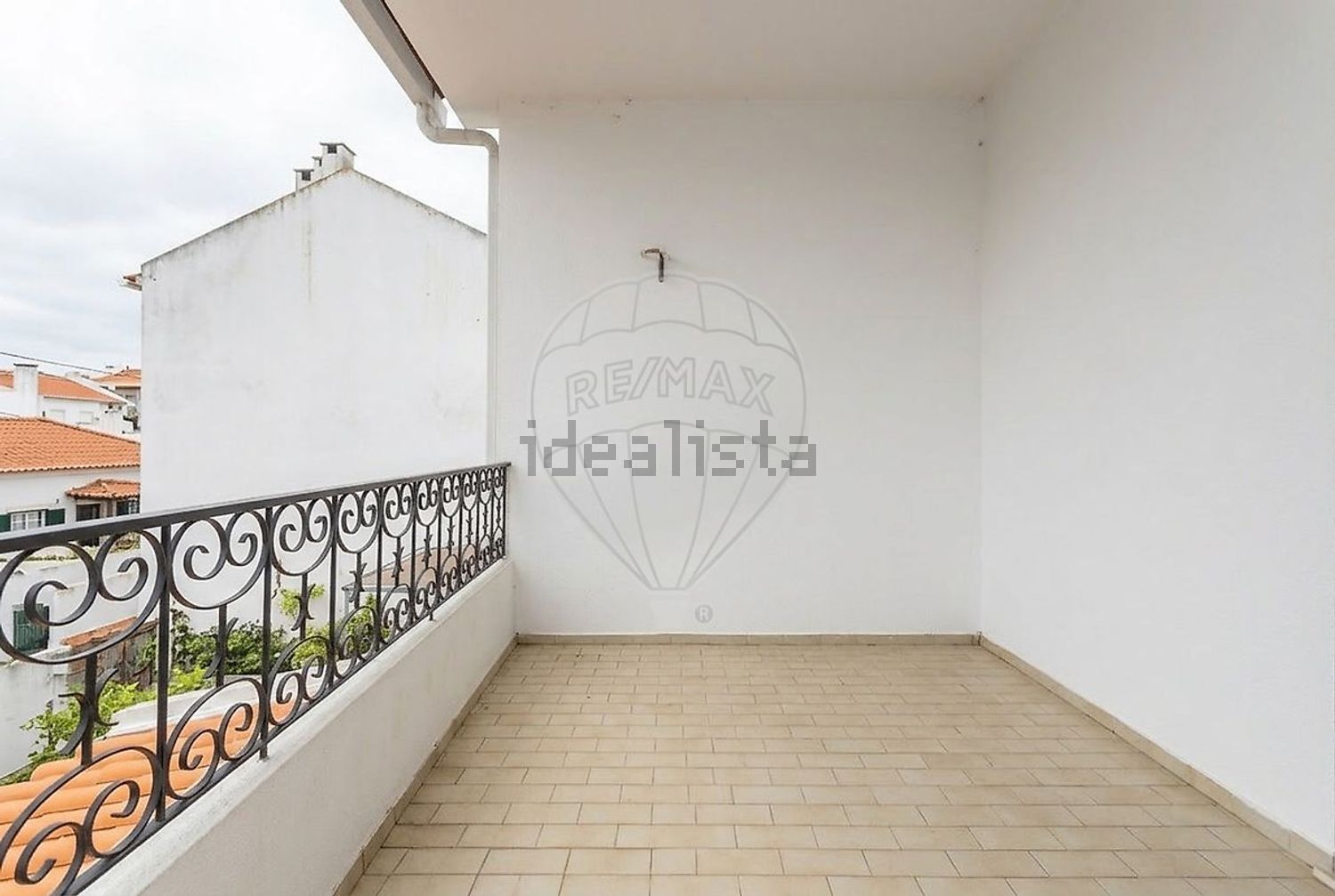 小楼房或独栋别墅出售在Rua José Fontana - 阳台