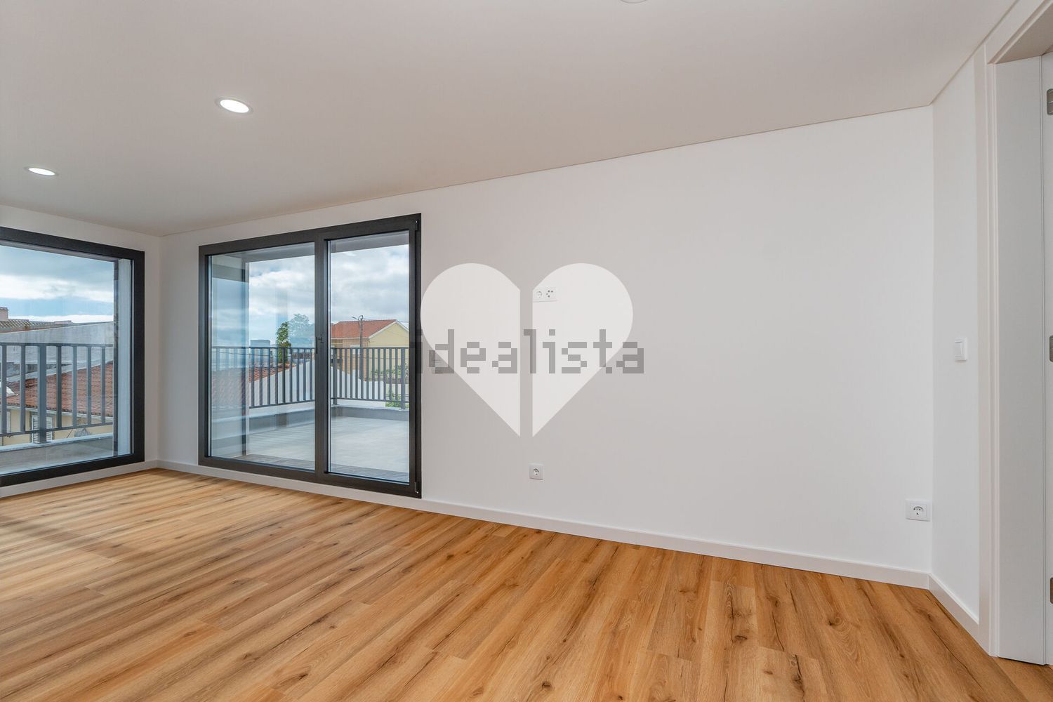 小楼房或独栋别墅出售在Santa Iria de Azoia - São João da Talha - Bobadela - 居住