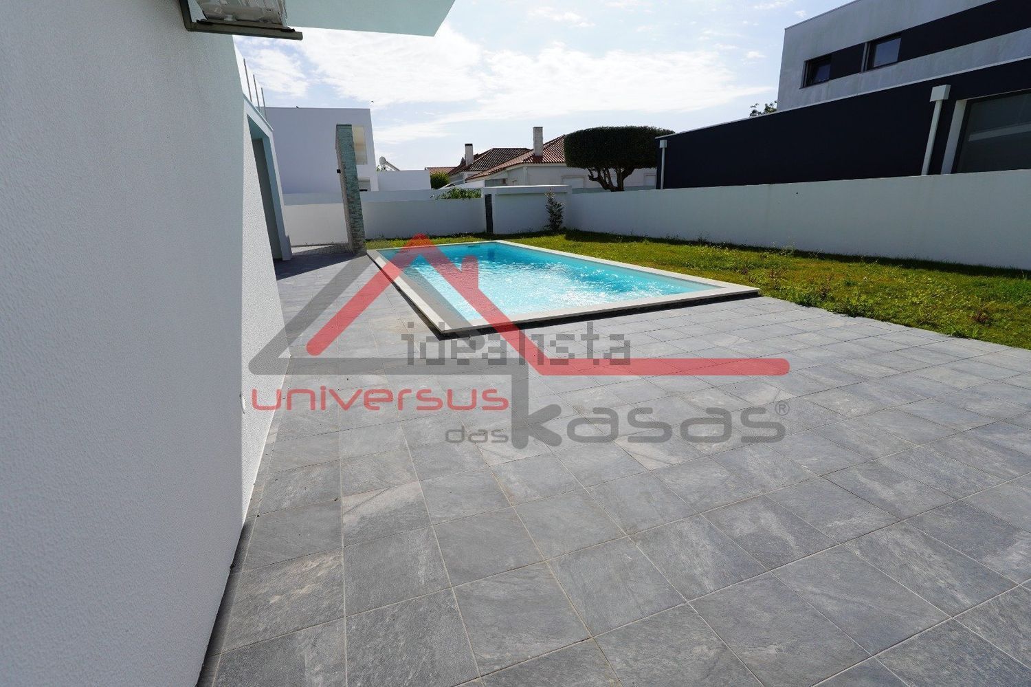 小楼房或独栋别墅出售在Travessa Joaquim Fernandes Chula - 游泳池