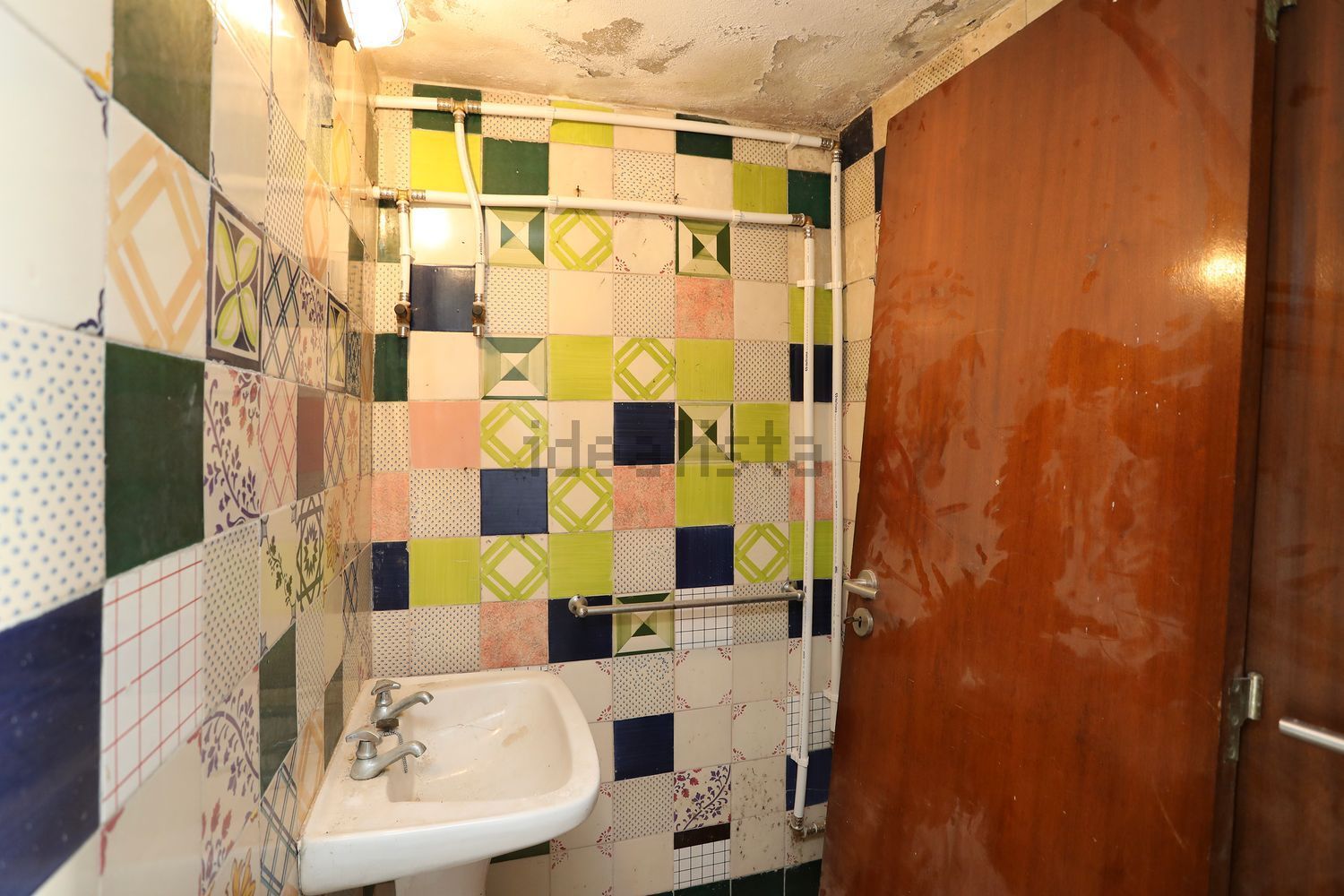 小楼房或独栋别墅出售在Rua dos Pastores - 卫生间