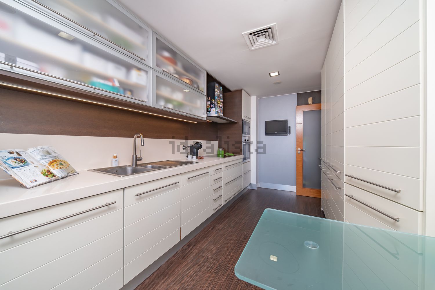 公寓 t3出售在Rua Manuel Teixeira Gomes, 14 - 厨房