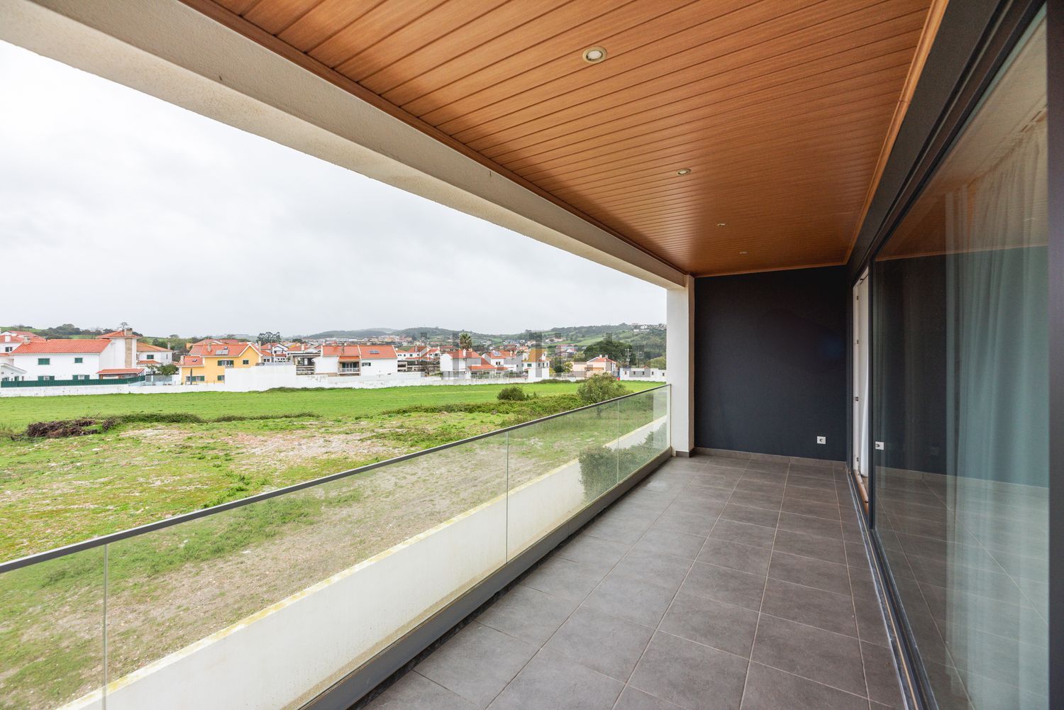 小楼房或独栋别墅出售在Rua da Mandinga s/n - 阳台