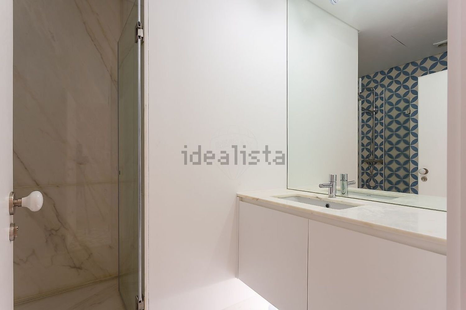 公寓 t1出售在Rua do Terreirinho, 67 - 卫生间